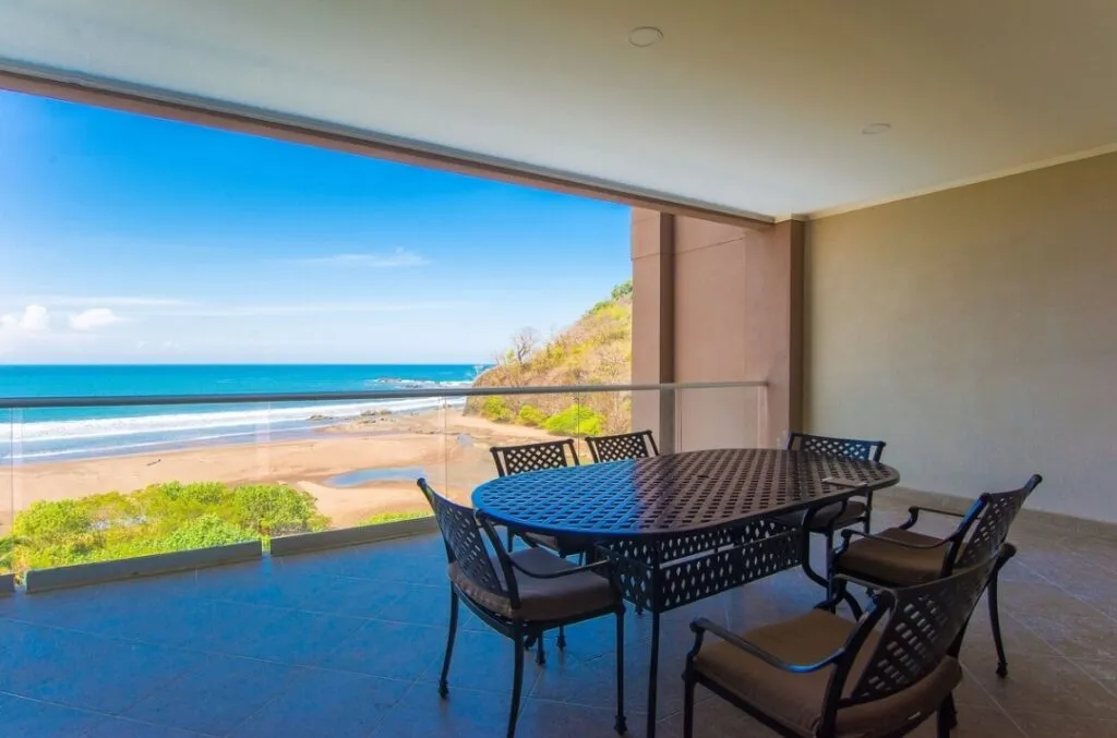 Oceanfront Vacation Rental in Jaco Beach – 3-Bedroom Condo, Jacó, Costa Rica — photo 1