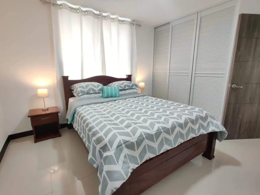 Downtown Condo For Rent In Jaco Beach – 3 bedroom Condo in Costa Linda, Jacó, Costa Rica — photo 6