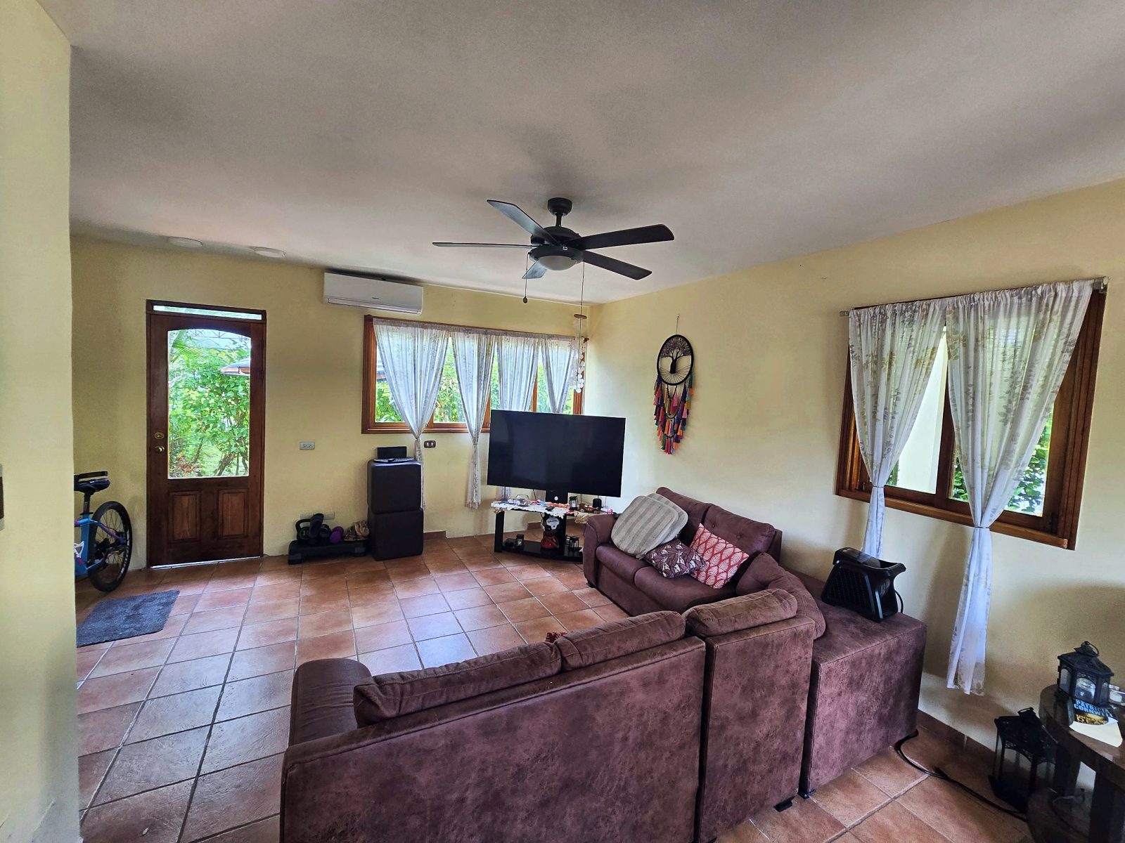 2-Bedroom Long Term Rental in Jaco, One Block from the Beach, Jacó, Costa Rica — photo 5