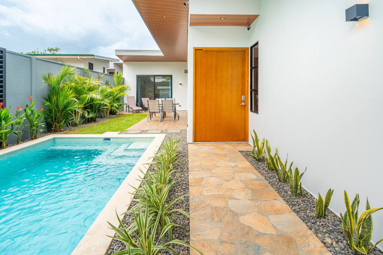 Property for Sale in Uvita: 2BR Pool Home, Airbnb Income, Uvita, Costa Rica — photo 2
