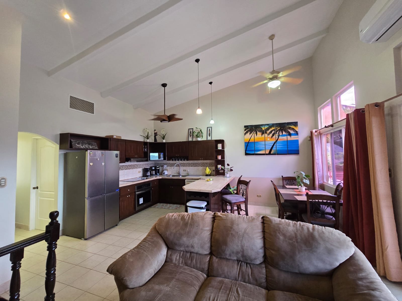 3-Bedroom Home for Rent in Central Jaco, Walk to the Beach, Jacó, Costa Rica — photo 6