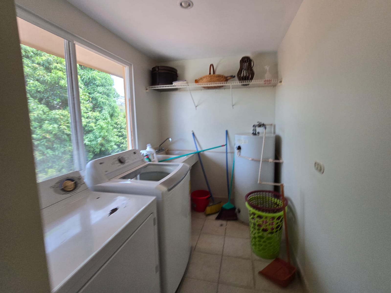 3-Bedroom Home for Rent in Central Jaco, Walk to the Beach, Jacó, Costa Rica — photo 3