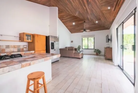 Tranquil 2-Bedroom Home in Playa Hermosa – Home For Rent  Near Playa Hermosa, Jacó, Costa Rica — photo 4