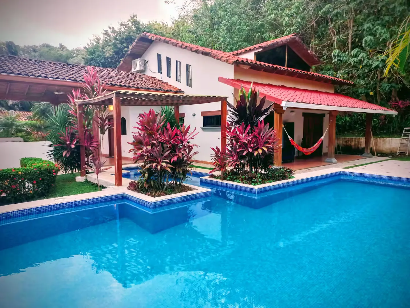 Estate for Rent in Playa Hermosa – Perfect for Long-Term Stays, Jacó, Costa Rica — photo 1