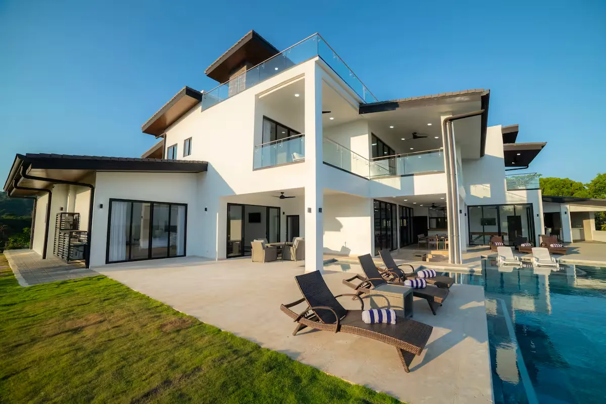 Luxury Vacation Villa in Playa Hermosa, Jacó, Costa Rica — photo 1