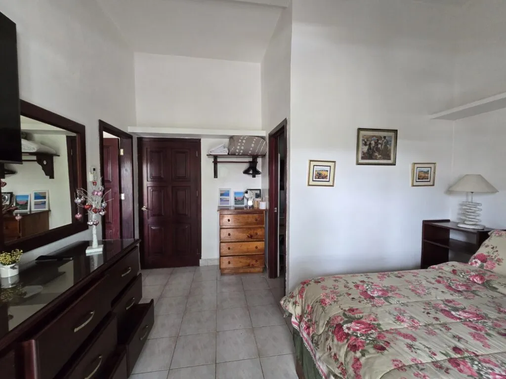 Affordable Long-Term Rental in Jaco Beach, Jacó, Costa Rica — photo 4
