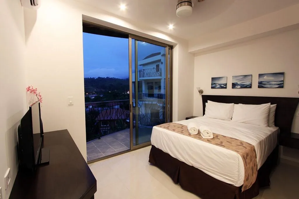 Furnished Condo for Sale in Jaco Beach, Costa Rica, Jacó, Costa Rica — photo 2