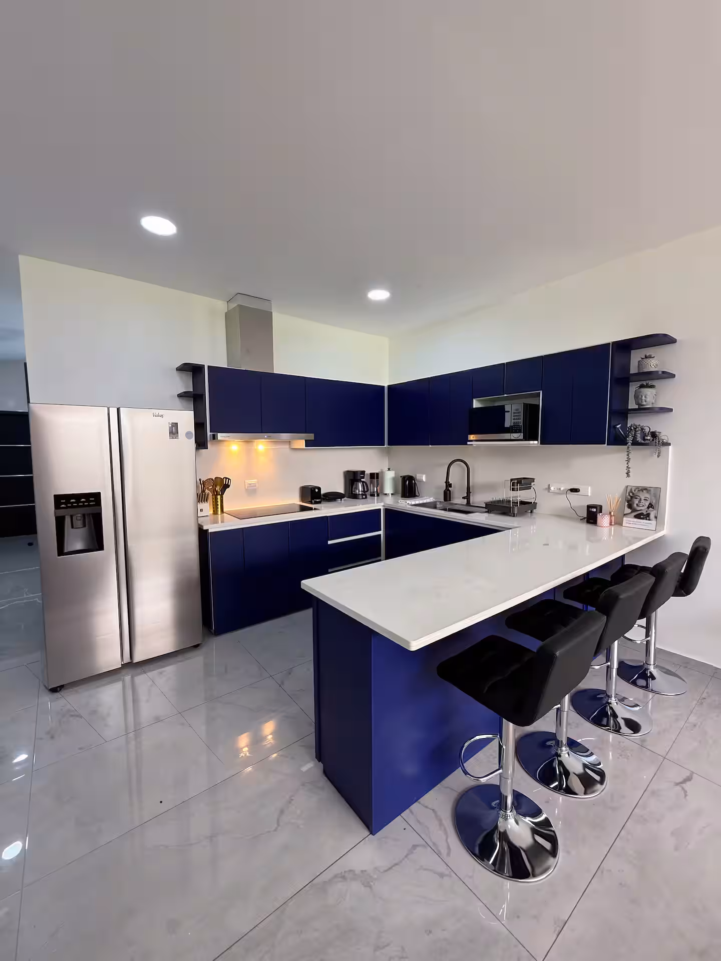 Luxury Condo for Rent in Jaco | Modern 2-Bedroom Vacation Condo in Costa Rica, Jacó, Costa Rica — photo 3
