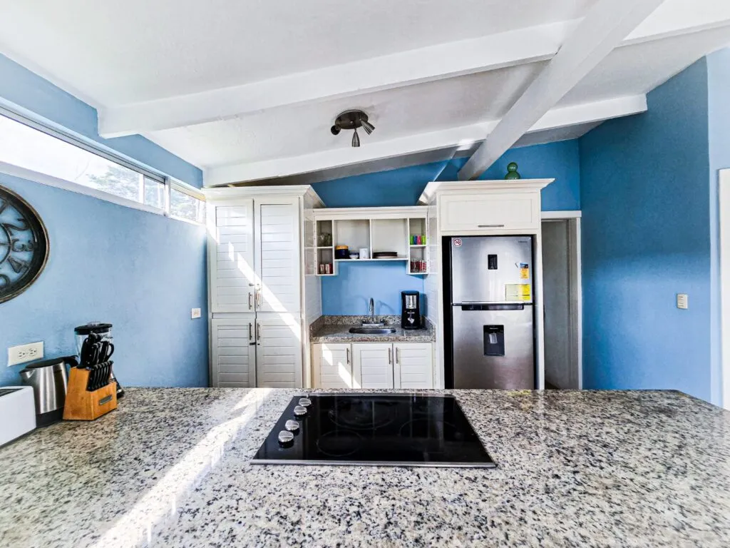 Furnished Rental in Jaco Beach Gated Community, Jacó, Costa Rica — photo 2