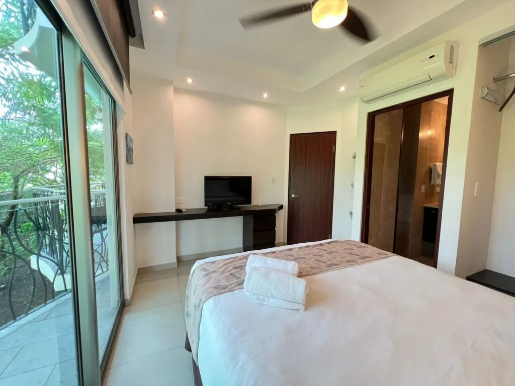 Affordable Condo for Sale in Jaco Beach, Costa Rica, Jacó, Costa Rica — photo 6
