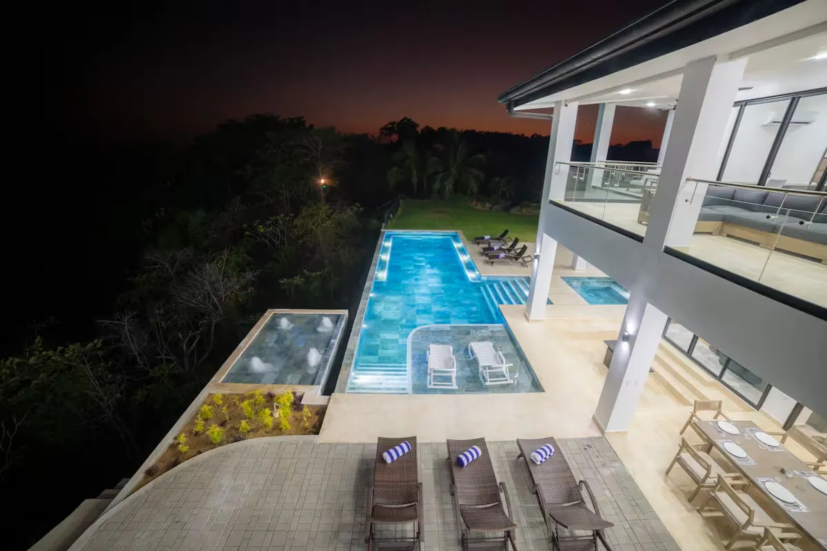 Luxury Vacation Villa in Playa Hermosa, Jacó, Costa Rica — photo 2